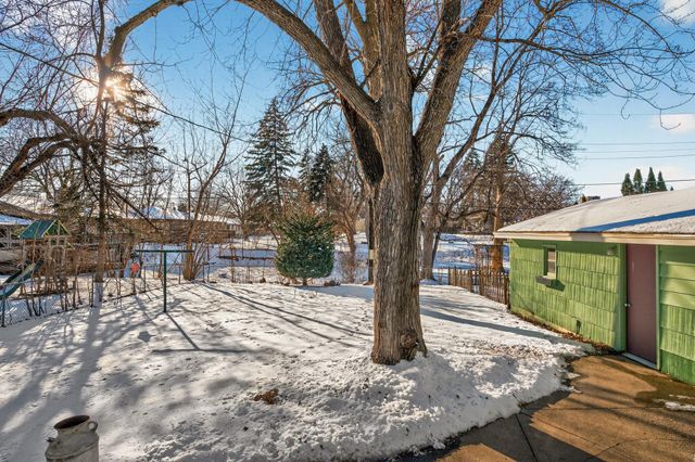 4413 Drew Avenue N, Robbinsdale, MN 55422