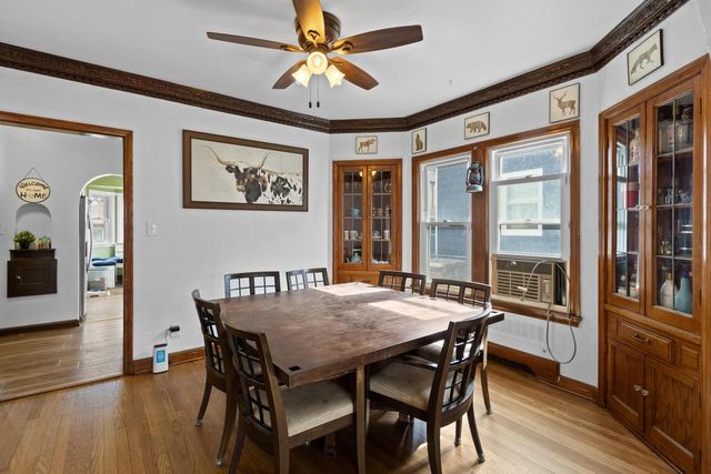 3620 S Howell AVENUE, Milwaukee, WI 53207