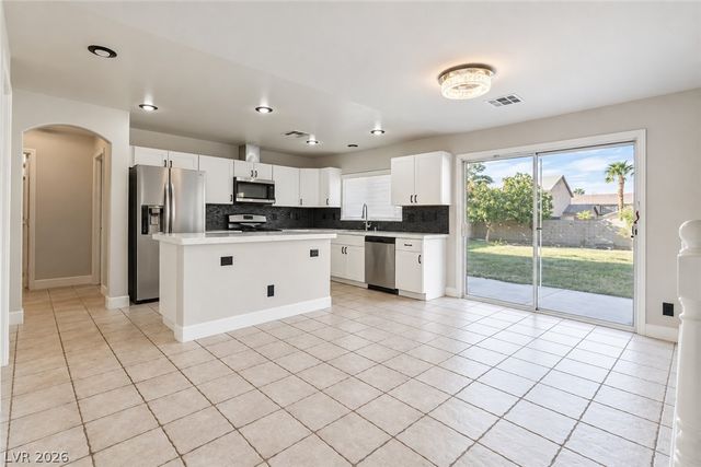 8724 Vivid Violet Avenue, Las Vegas, NV 89143