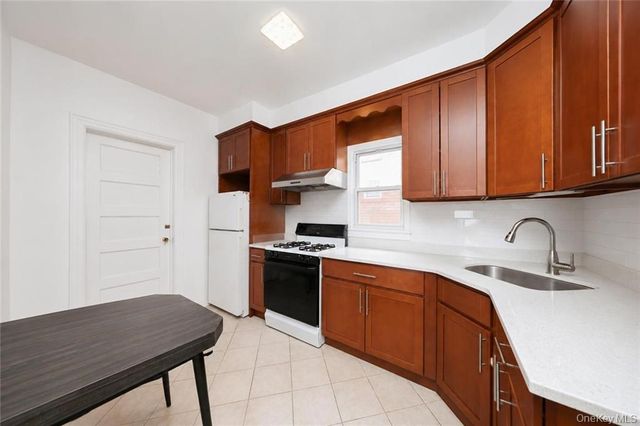 1334 E 15th Street, Brooklyn, NY 11230