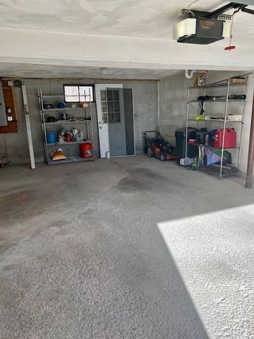 36 Boston Rd, Southborough, MA 01772