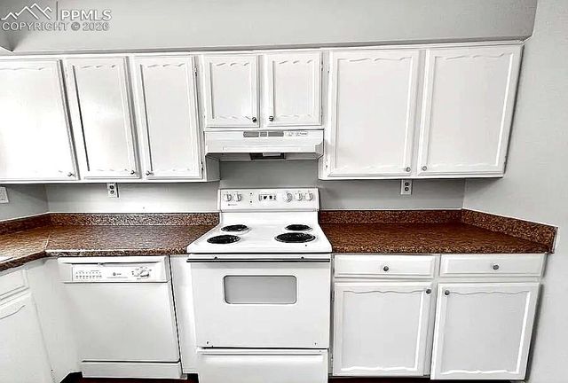 2116 Friendship Place, Colorado Springs, CO 80904