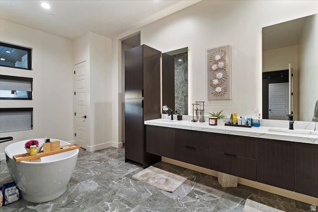 1766 VIEW CT, Fruit Heights, UT 84037