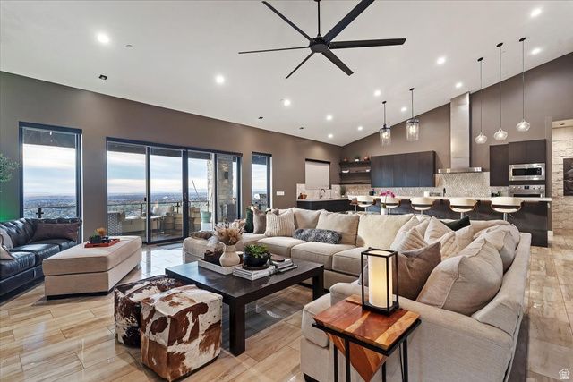 1766 VIEW CT, Fruit Heights, UT 84037