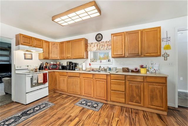 106 E 5th Street, Hersey, MI 49639