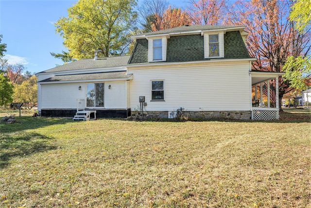 106 E 5th Street, Hersey, MI 49639