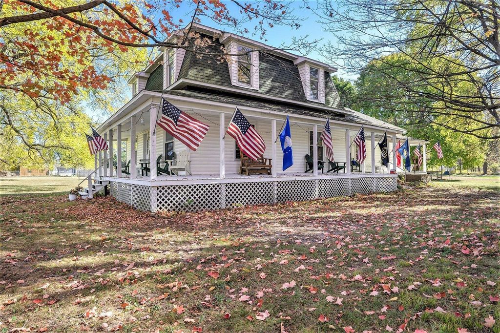 106 E 5th Street, Hersey, MI 49639