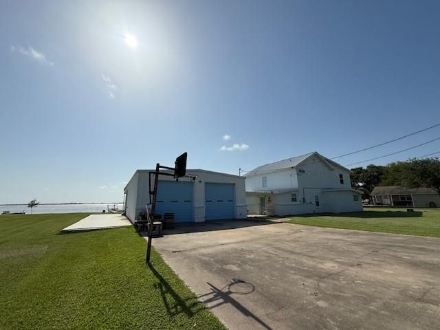 16 Trout Street, Palacios, TX 77465