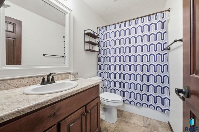 4409 S Tribbey Trl Trail, Sioux Falls, SD 57106