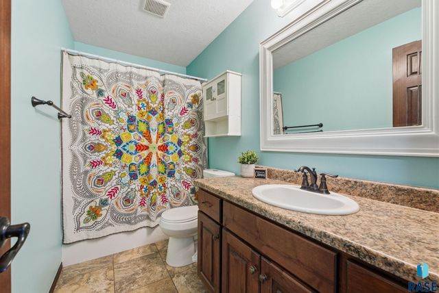 4409 S Tribbey Trl Trail, Sioux Falls, SD 57106