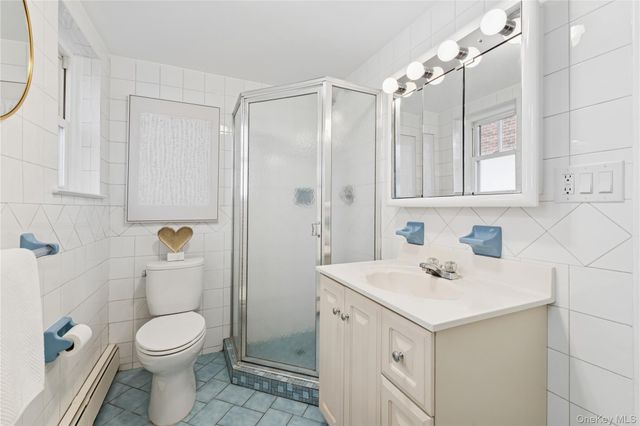 154-27 20th Road, Whitestone, NY 11357