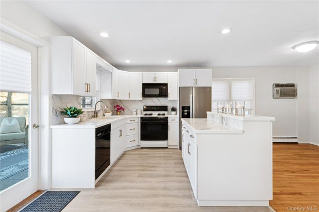 154-27 20th Road, Whitestone, NY 11357