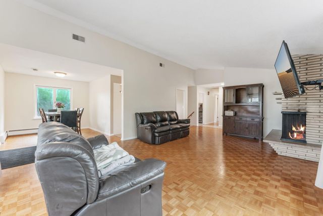 13209 Myrtle Drive, Burnsville, MN 55337