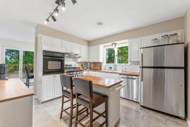 13209 Myrtle Drive, Burnsville, MN 55337