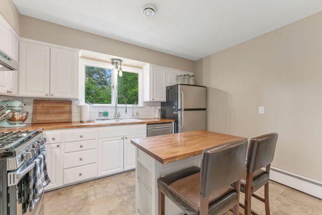 13209 Myrtle Drive, Burnsville, MN 55337