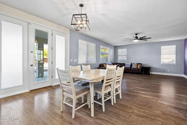 2750 E Milky Way, Gilbert, AZ 85295