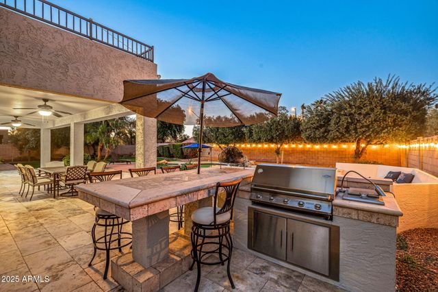 2750 E Milky Way, Gilbert, AZ 85295