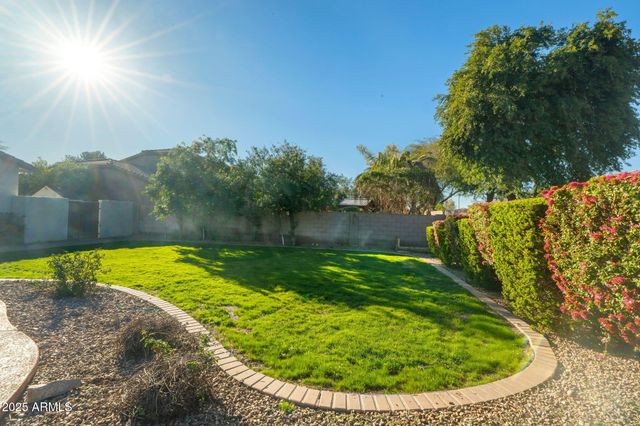 2750 E Milky Way, Gilbert, AZ 85295