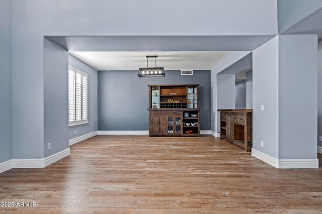 2750 E Milky Way, Gilbert, AZ 85295