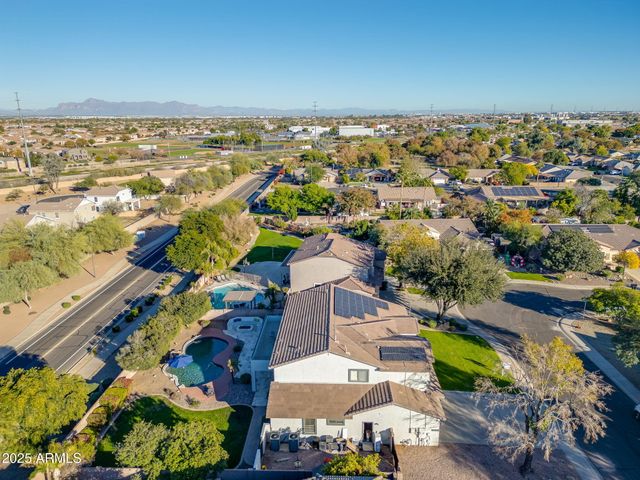 2750 E Milky Way, Gilbert, AZ 85295