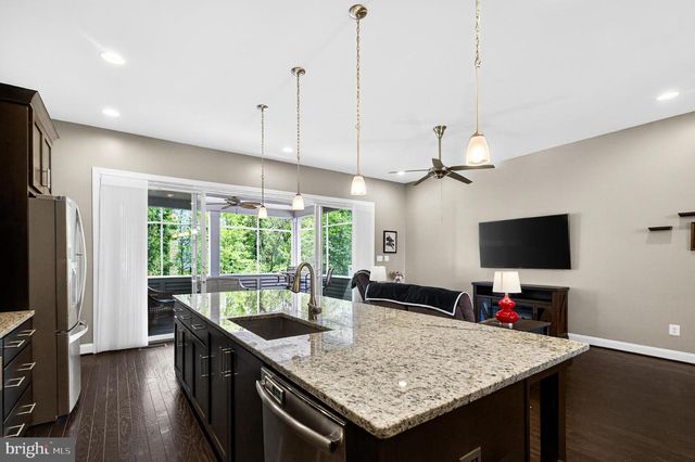 23536 EPPERSON SQ, Brambleton, VA 20148