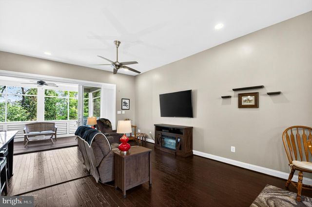 23536 EPPERSON SQ, Brambleton, VA 20148