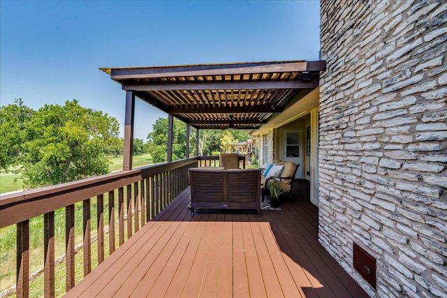 11146 Pinehurst DR, Austin, TX 78747