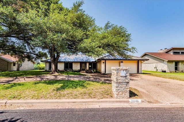 11146 Pinehurst DR, Austin, TX 78747