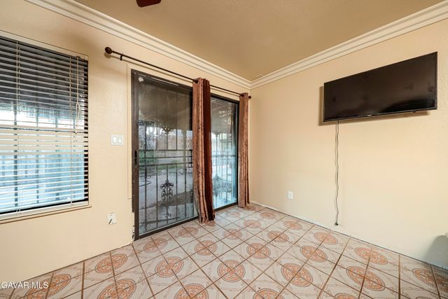 43319 27th Street, Lancaster, CA 93536