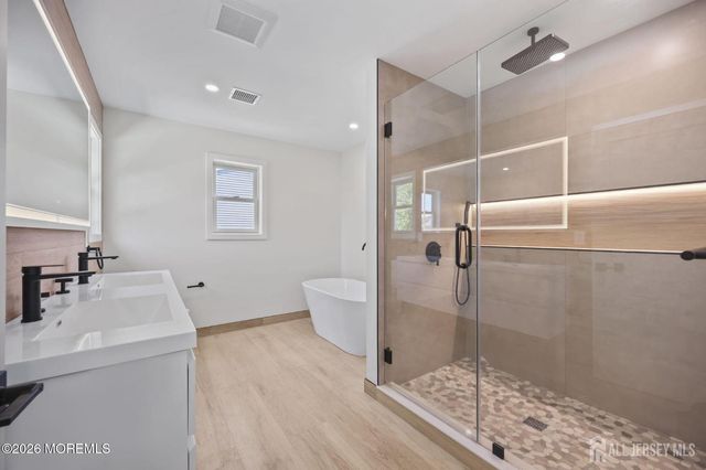 6 Judy Court, Old Bridge, NJ 08857