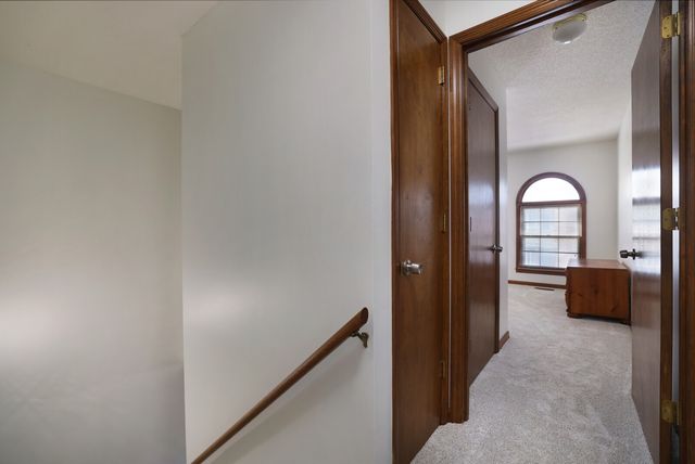 306 Hickory Pl, Nashville, TN 37214