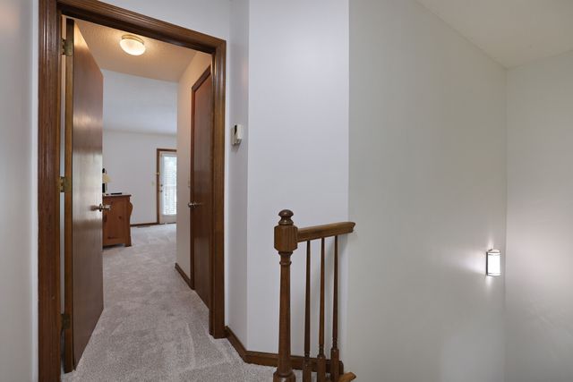 306 Hickory Pl, Nashville, TN 37214