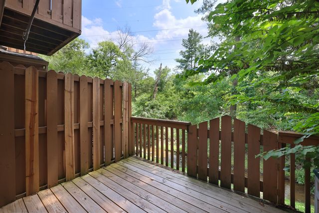 306 Hickory Pl, Nashville, TN 37214