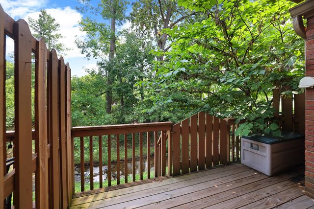 306 Hickory Pl, Nashville, TN 37214