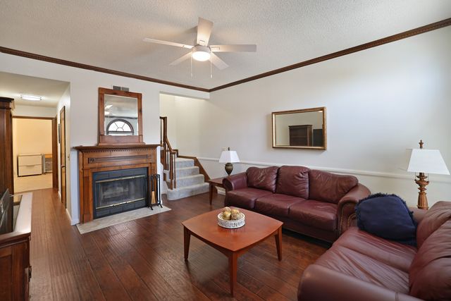 306 Hickory Pl, Nashville, TN 37214