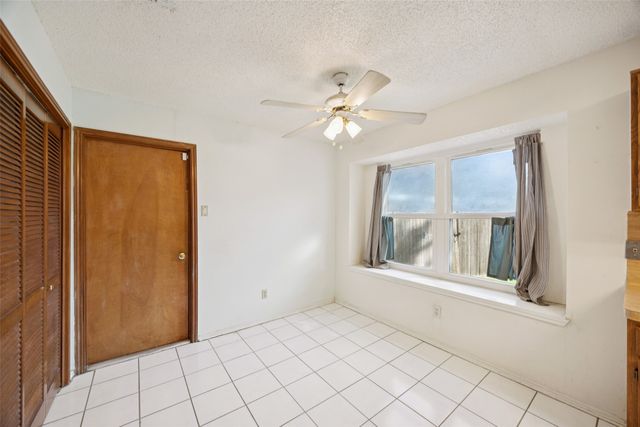 4920 Clover Haven Circle, Dallas, TX 75227