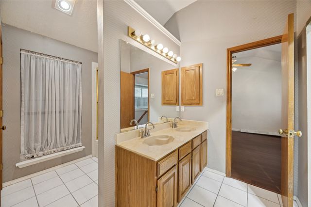 4920 Clover Haven Circle, Dallas, TX 75227