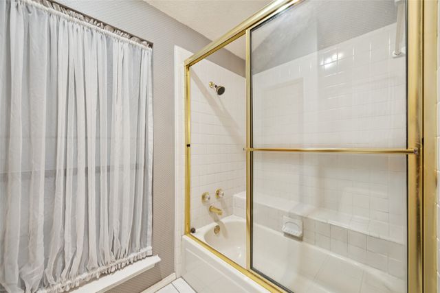 4920 Clover Haven Circle, Dallas, TX 75227