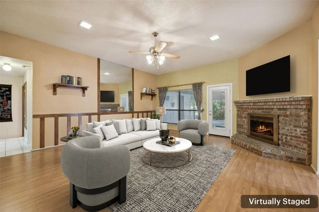 4920 Clover Haven Circle, Dallas, TX 75227