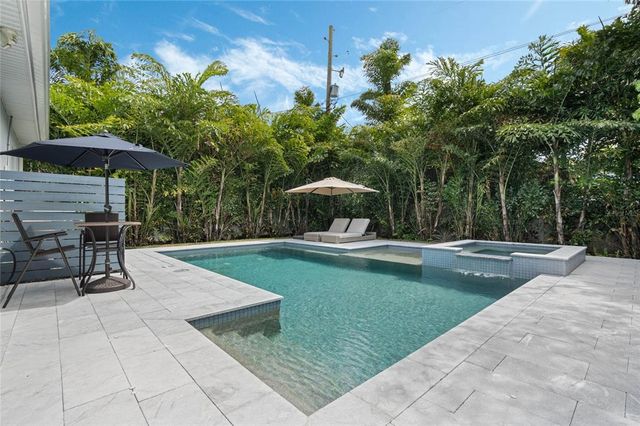 1216 W YALE STREET, Orlando, FL 32804