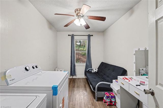 1958 Lakeview Road, Asheboro, NC 27203