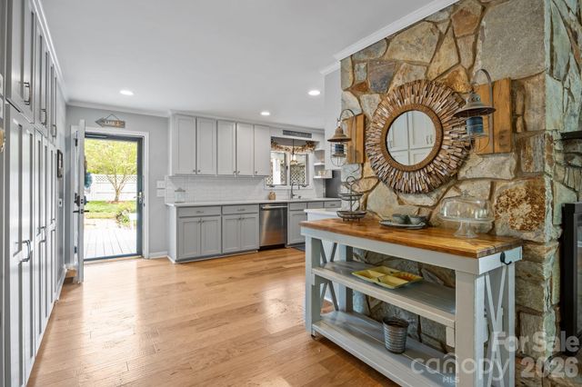 10708 Willow Oak Road, Norwood, NC 28128