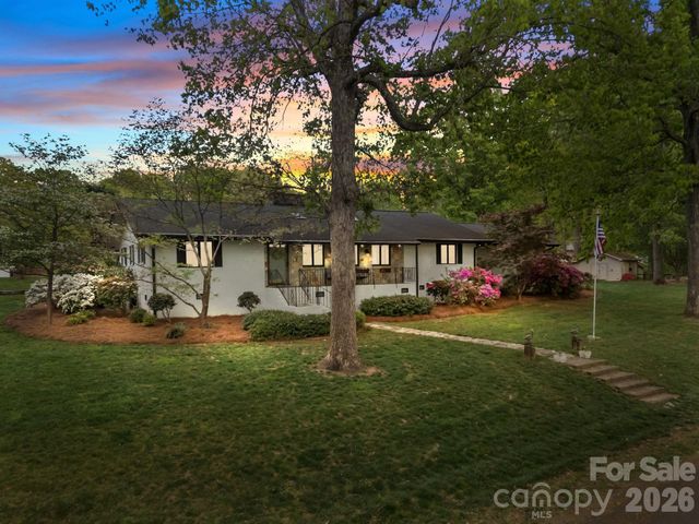 10708 Willow Oak Road, Norwood, NC 28128
