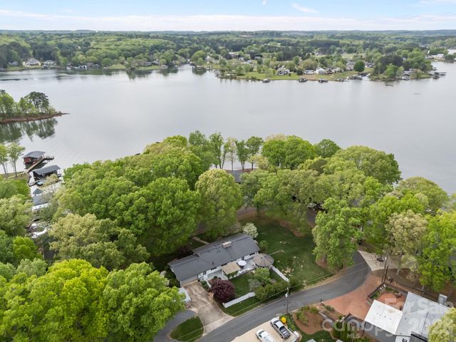 10708 Willow Oak Road, Norwood, NC 28128