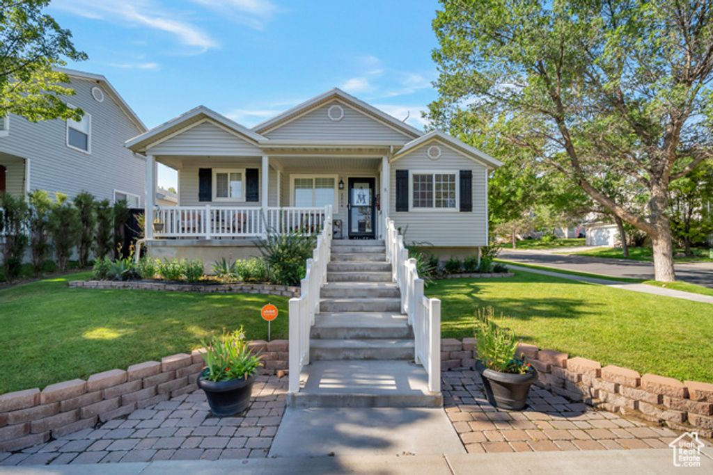 3214 E GOLDEN EAGLE RD, Eagle Mountain, UT 84005