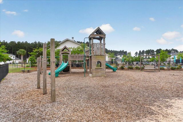 281 Saxony Loop, Summerville, SC 29486