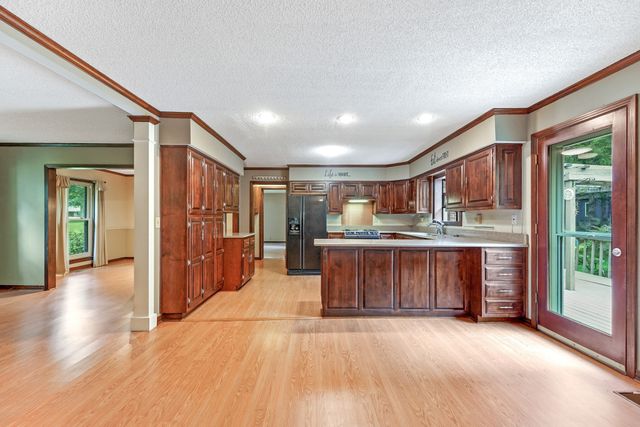 1016 Lakeview Dr, Hermitage, TN 37076