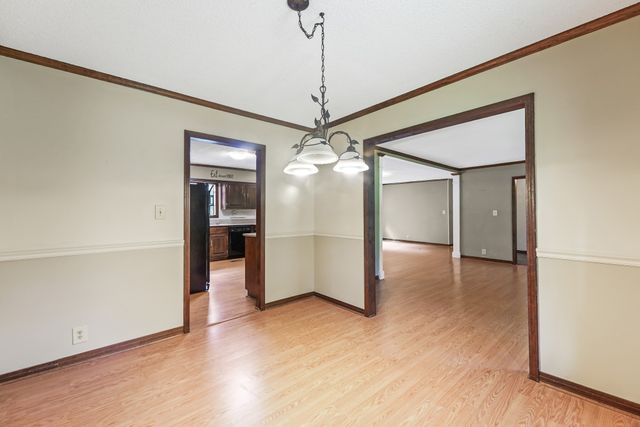 1016 Lakeview Dr, Hermitage, TN 37076