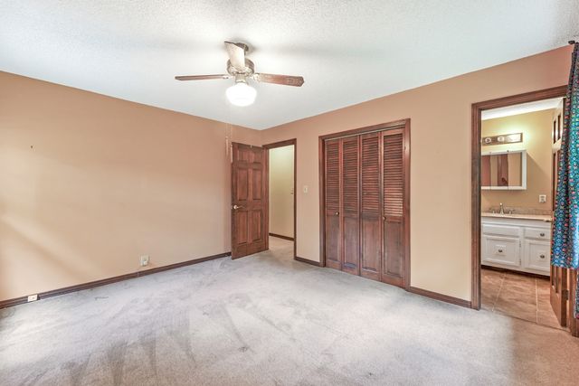 1016 Lakeview Dr, Hermitage, TN 37076