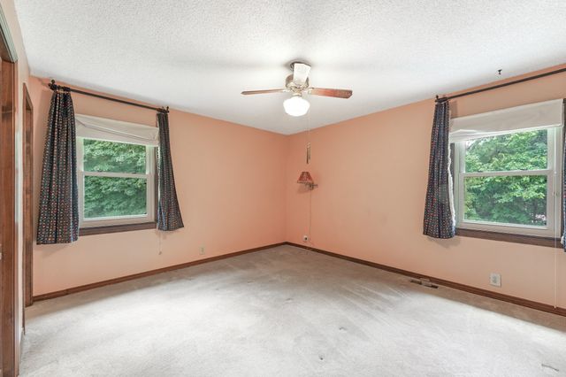 1016 Lakeview Dr, Hermitage, TN 37076